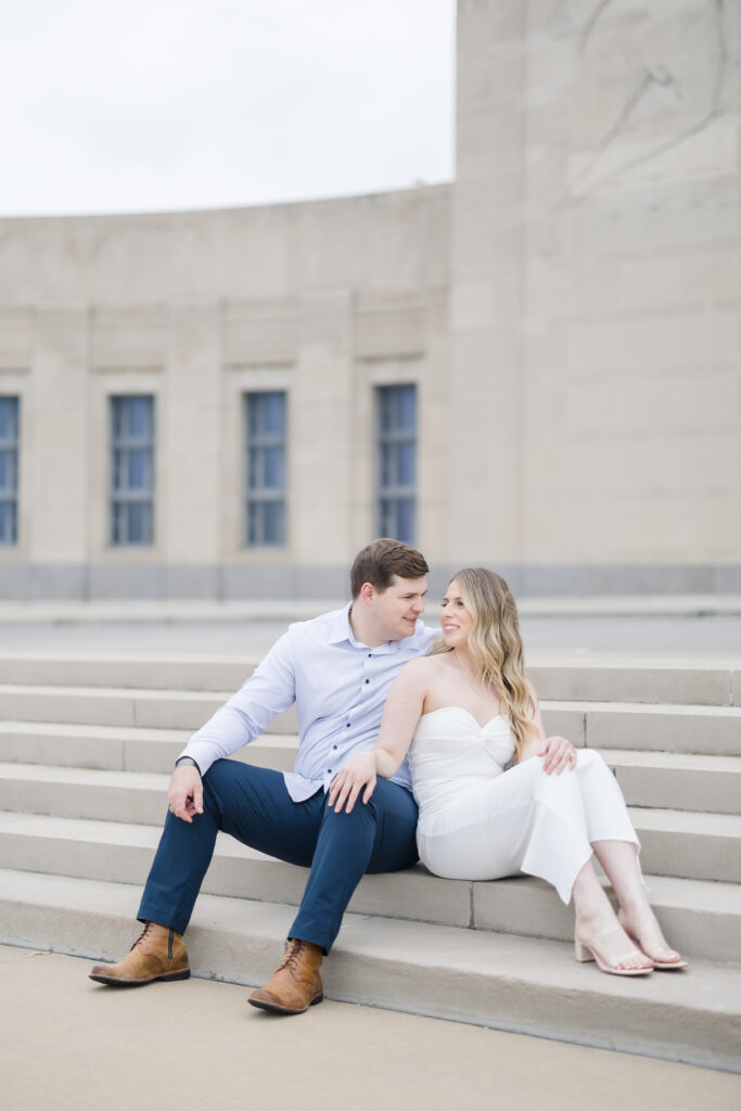 engagament-cincinnati-unionterminal-weddingphotographer-kasiasickauphoto-savannahandjosh